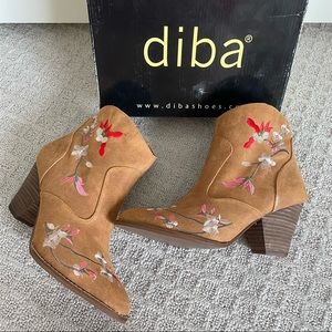 Diba Embroidered Faux Suede Zipper Boho Ankle Boot - Size 8